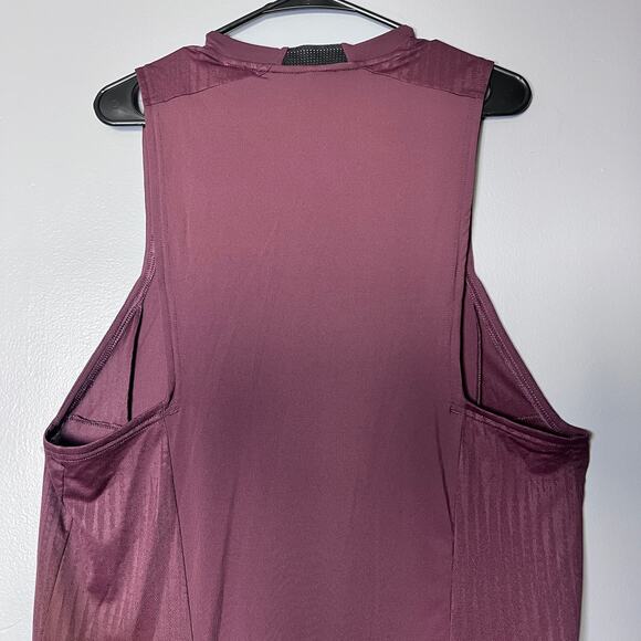Adidas Men’s Training Tank Top M Burgundy Sleeveless Gym Shirt ClimaCool NWT $40 - Picture 6 of 9